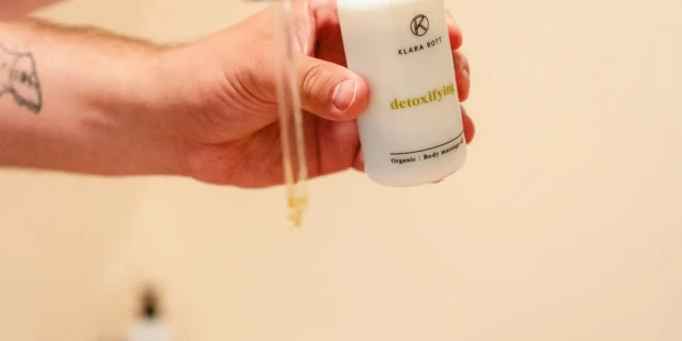 Aromatherapy massage